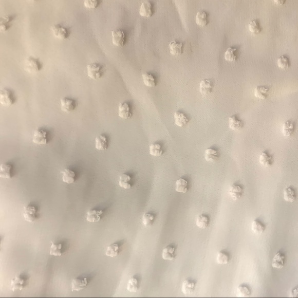 Women’s white off-shoulder dress - Picture 4 of 4